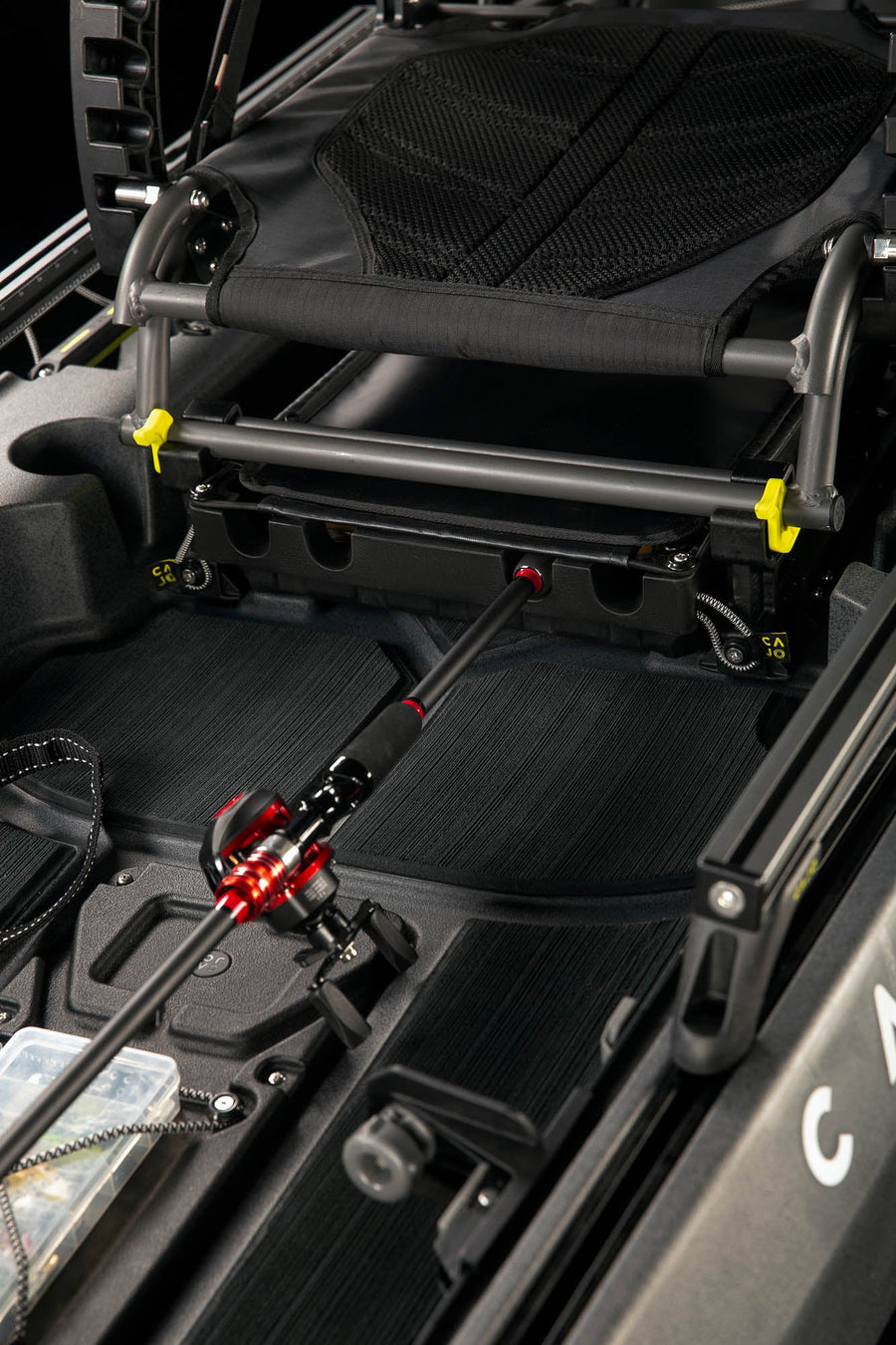 REMOVABLE UNDER SEAT DROPBOX
