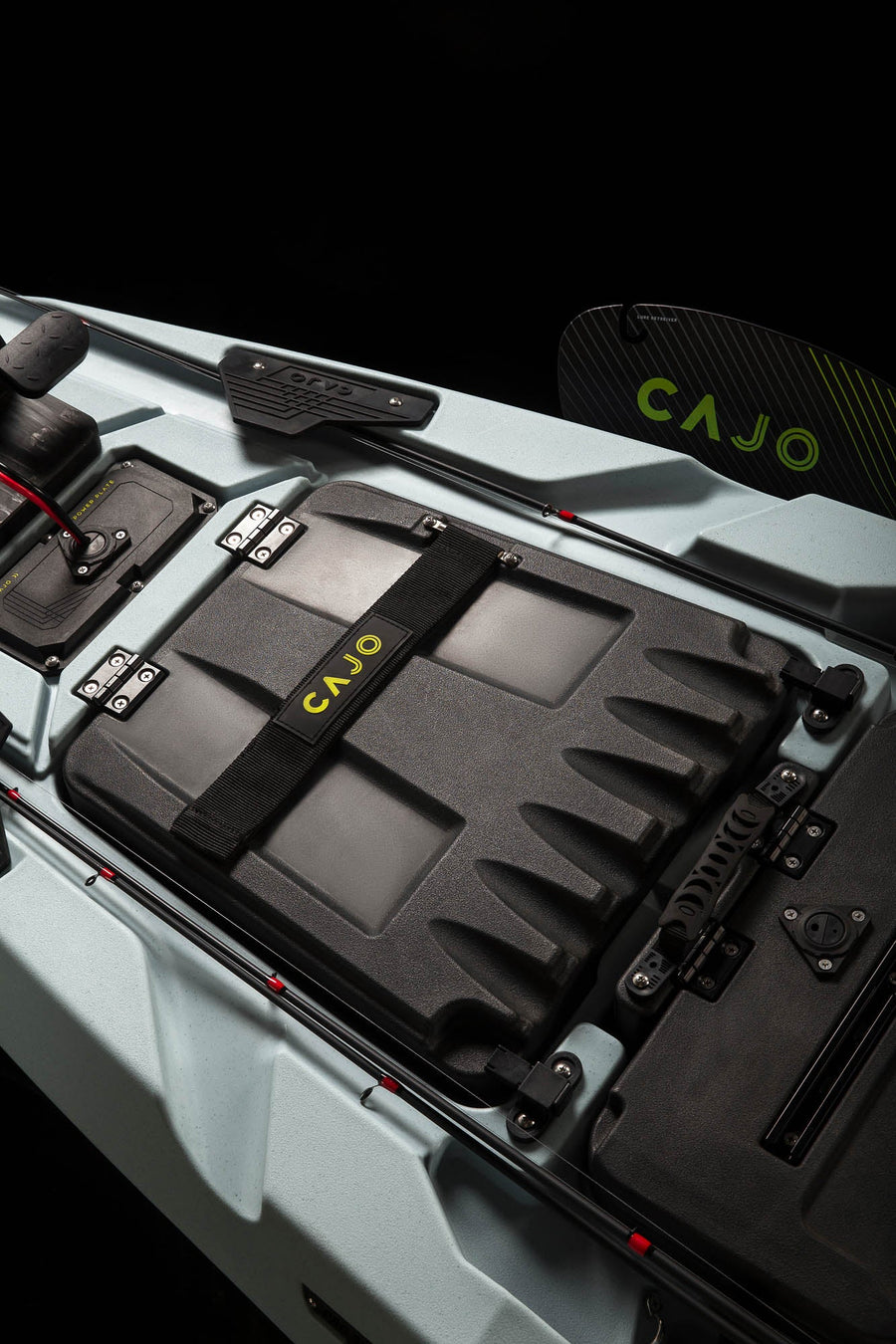 Bow Hatch with Removable Bin, Paddle Park & Rod strap